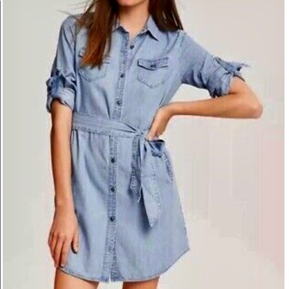 [BR Chambray Shirt Dress]